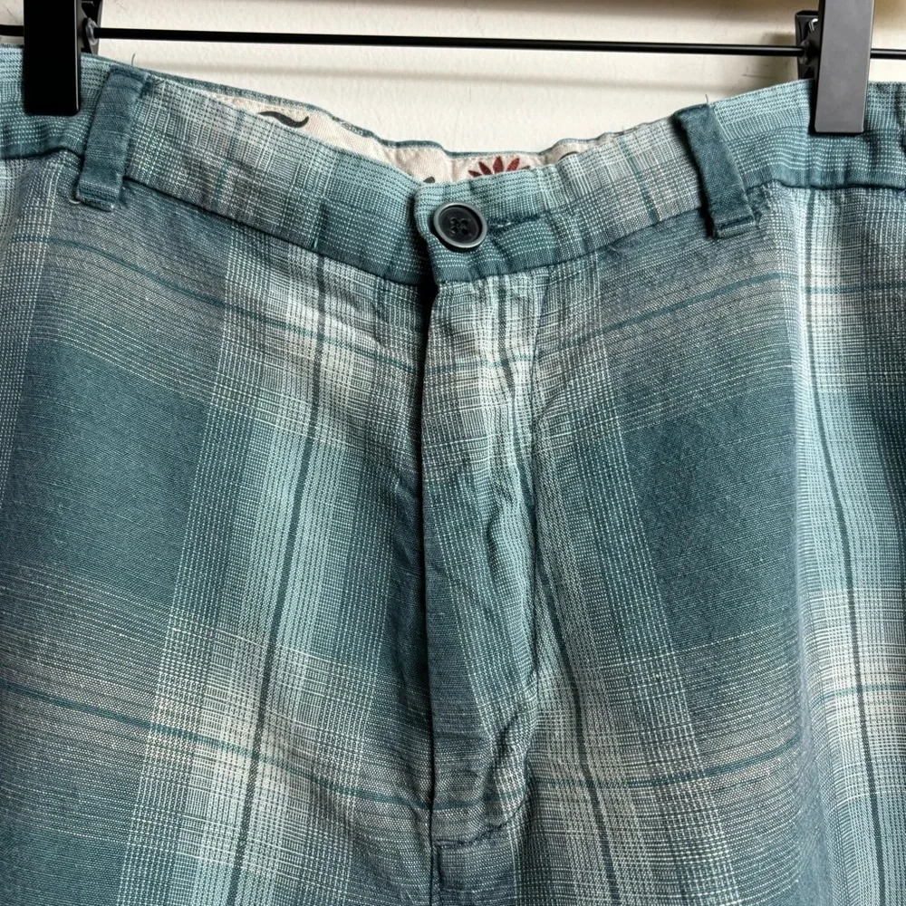 Tommy Bahama Blue Plaid Linen Blend‎ Men’s Shorts Size 38